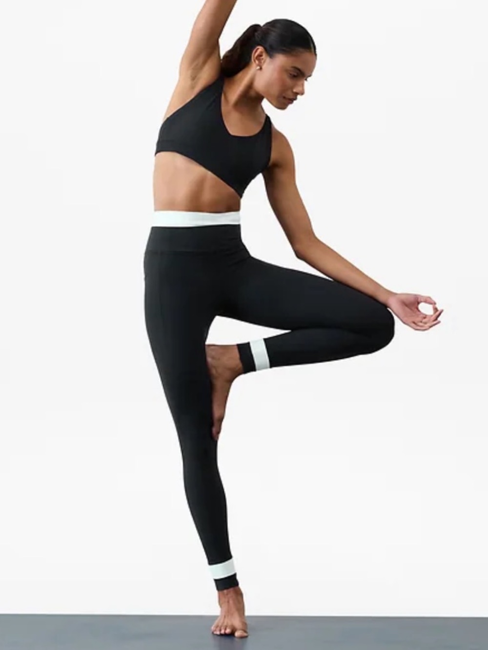 Athleta Salutation Stash High Rise Double Up Lift Legging Size Medium
